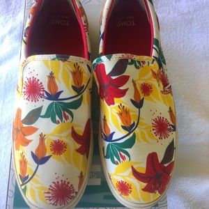 Tom’s TVRL LITE slips in size 8